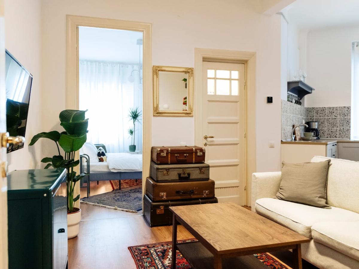 Lovely Vintage Double Studio In City Center Bükreş Dış mekan fotoğraf