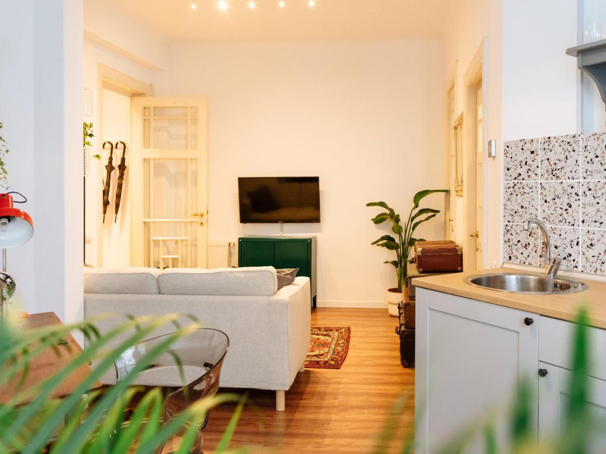 Lovely Vintage Double Studio In City Center Bükreş Dış mekan fotoğraf
